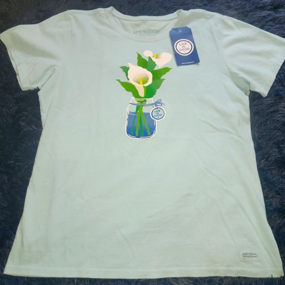 Life Is Good Tops - Nwt life is good crusher tee calalily jar beach blue size large